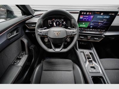 Cupra Formentor 1,5 eTSI DSG (2025) - Photo 7