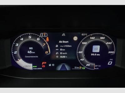 Cupra Formentor 1,5 eTSI DSG (2025) - Photo 9