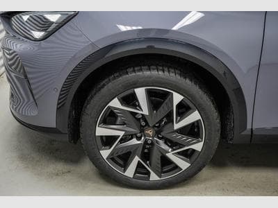 Cupra Formentor 1,5 eTSI DSG (2025) - Photo 4