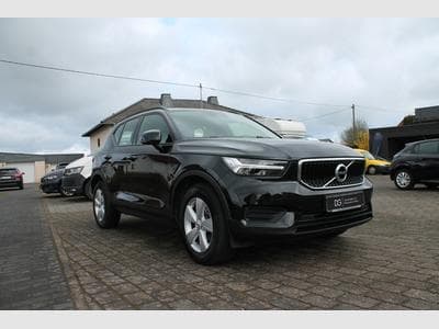 Volvo XC40 T2 Momentum Core (2022) - Foto 1