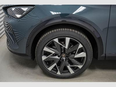 Cupra Formentor 1,5 eTSI DSG (2025) - Photo 4