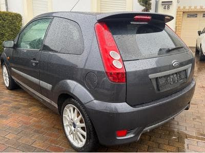 Ford Fiesta St-line (2006) - Photo 1