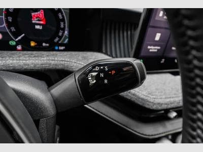 Skoda Superb Kombi 2,0 TDI (2025) - Foto 11