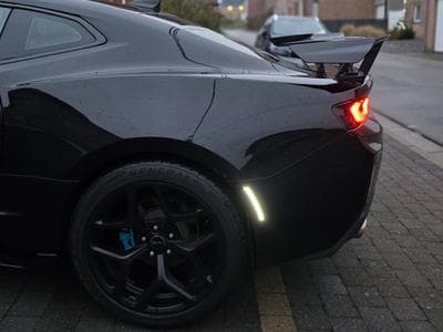 Chevrolet Camaro 2.0, look ZL1 (2016) - Photo 1