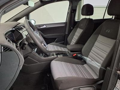 VW Touran Highline R-Line 1.5 TSI 7-Gang-DSG (2026) - Photo 9