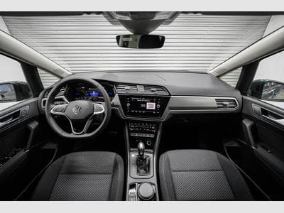 VW Touran 1,5 TSI DSG (2026) - Foto 5