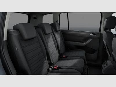 VW Touran Highline R-Line 1.5 TSI 7-Gang-DSG (2026) - Foto 8