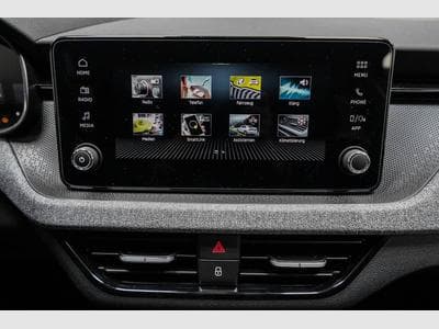 Skoda Scala 1,0 TSI DSG (2025) - Foto 13