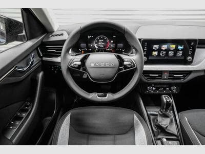 Skoda Scala 1,0 TSI DSG (2025) - Foto 7