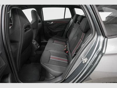 Skoda Scala 1,0 TSI DSG (2025) - Foto 15