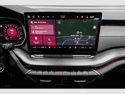 Skoda Octavia Kombi 1,5 eTSI (2025) - Foto 13