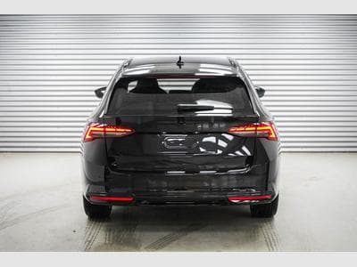 Skoda Octavia Kombi 1,5 eTSI (2025) - Foto 3