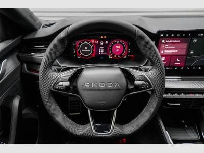 Skoda Octavia Kombi 1,5 eTSI (2025) - Foto 8