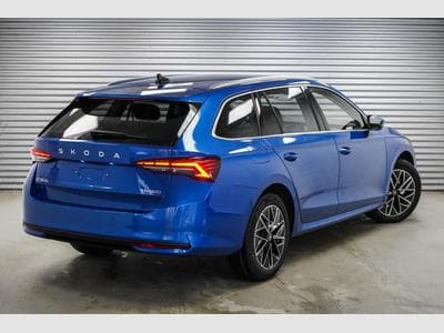 Skoda Octavia Kombi 1,5 eTSI (2026) - Foto 2