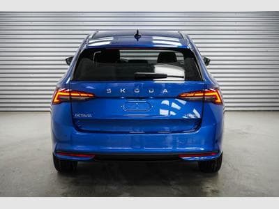 Skoda Octavia Kombi 1,5 eTSI (2026) - Foto 3