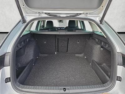 Skoda Octavia 2.0 TDI 110 kW Selection (2025) - Foto 14