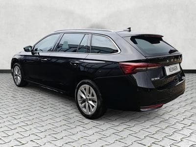 Skoda Octavia 2.0 TDI 110 kW Selection (2025) - Foto 5