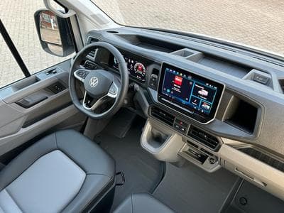 VW Crafter 35 2.0 TDI (2026) - Photo 7