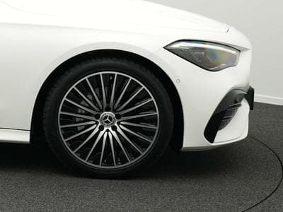 Mercedes CLE 220 d Cab AMG-Line LED+Kamera+Memo+Apple (2024) - Foto 8