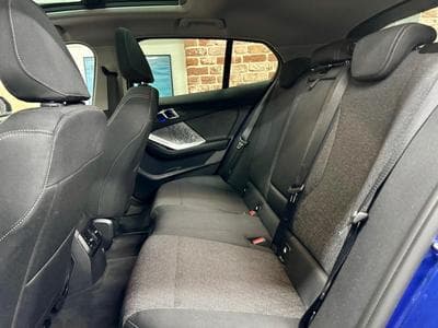 BMW 120 120iA 170cv Auto M-SPORT DESIGN (New Modèle) (2025) - Foto 6