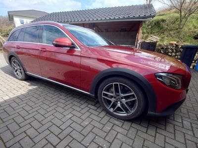 Mercedes E 400 All Terrain (2020) - Photo 1