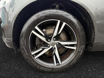 Volvo XC60 T5 R Design / Essence (2020) - Foto 14