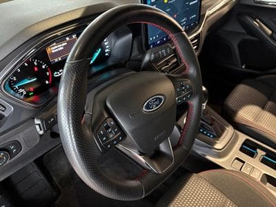 Ford Focus ST-Line (2023) - Foto 8