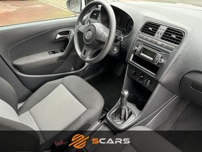 VW Polo 1.6 Tdi Bluemotion (2011) - Photo 9