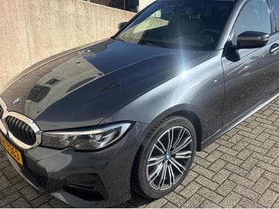 BMW 320 320 d xDrive M Sport AHK StHz Cam (2022) - Foto 1