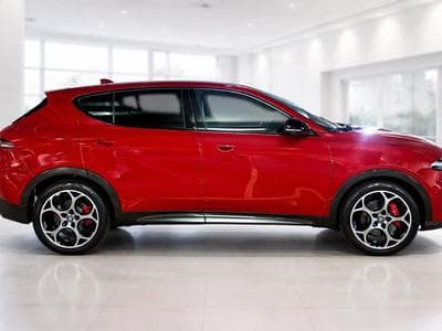 Alfa-Romeo Tonale Veloce (2023) - Foto 1