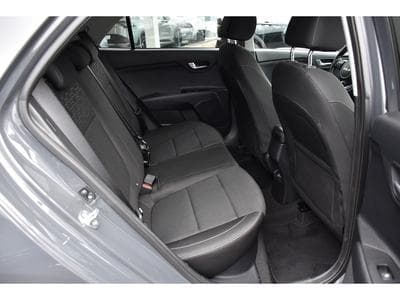 Kia Rio 1.0T 100pk/cv 7-DCT PULSE GPS CAM 1° MAIN (2023) - Photo 8