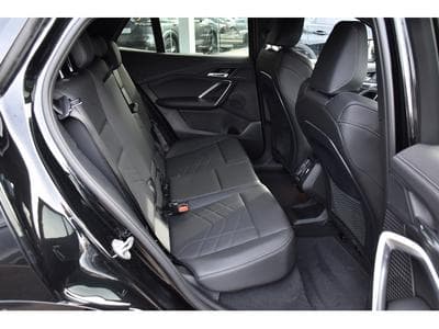 BMW iX2 xDrive30 M Sport CUIR GPS LANE CAM PARK JA19 KEYLESS 1° MAIN (2024) - Photo 8