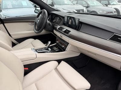 BMW 530 245 Luxury Line Xdrive (2011) - Photo 3