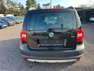 Skoda Yeti Yeti Ambition Plus Edition *Automatik*PDC*SHZ* (2013) - Photo 5