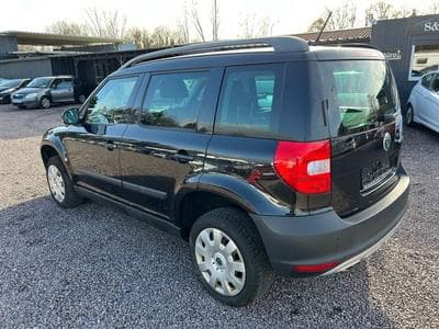 Skoda Yeti Yeti Ambition Plus Edition *Automatik*PDC*SHZ* (2013) - Photo 6