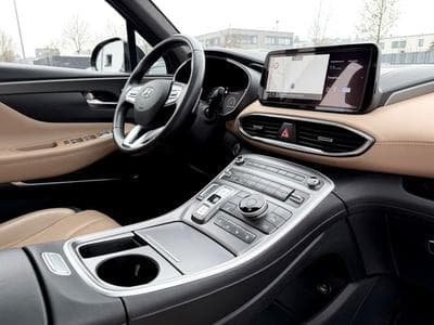 Hyundai SANTA FE Santa Fe Signature Hybrid 4WD 7.SITZER//AHK/PANO (2023) - Foto 12
