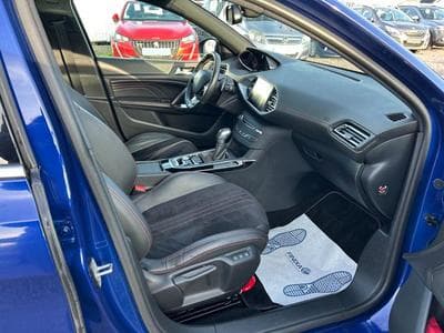 Peugeot 308 308 GT Lim. *Automatik*Navi*Kamera*LED*Panorama* (2016) - Photo 10