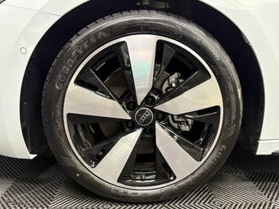 Audi A5 AVANT 40 tfsi 204cv S-Line Edition (2025) - Photo 6