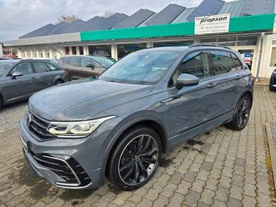 VW Tiguan 2.0 TDI R-Line 4M 20" Matrix DCC PANO (2020) - Photo 1