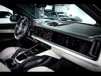 Porsche Cayenne S COUPE E-HYBRID TIPTRONIC SPORT DESIGN BLACK PACK - FULL PP (2024) - Foto 14