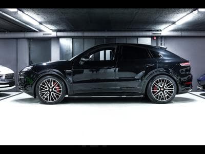 Porsche Cayenne S COUPE E-HYBRID TIPTRONIC SPORT DESIGN BLACK PACK - FULL PP (2024) - Foto 2