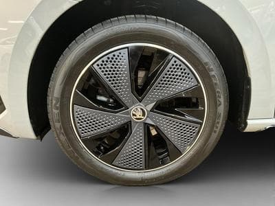 Skoda Scala Monte-Carlo+BVM+Pano+Navi (2024) - Foto 8