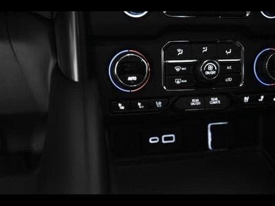 Chevrolet Tahoe 6.2 (2021) - Photo 5