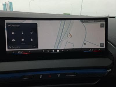 BMW X3 xDrive30e / Hybride (2025) - Photo 15