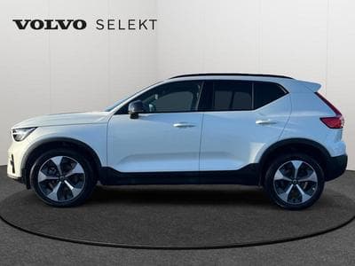 Volvo XC40 B3 Plus Dark / Essence (2024) - Foto 4