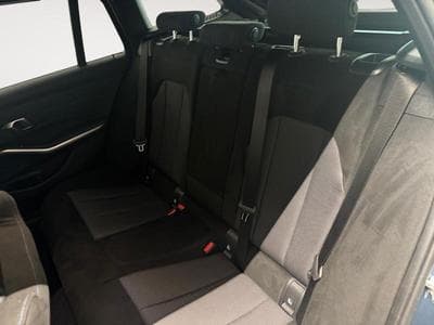 BMW 330 xDrive Touring (2024) - Photo 12