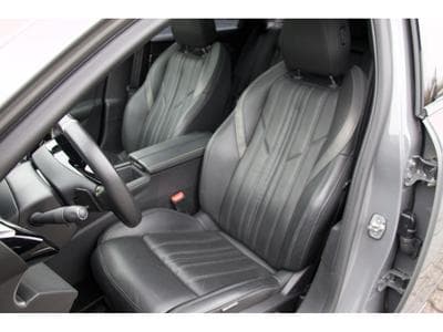 Peugeot 308 308 SW BlueHDi 130 EAT8 GT ACC AHK Focal Pano. 360 (2023) - Photo 6