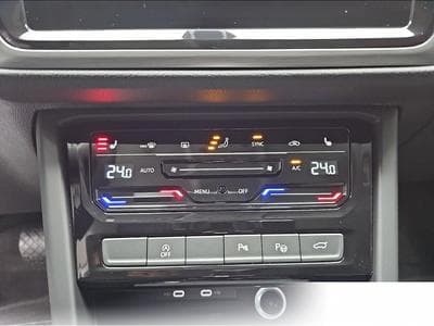 VW Touran (2026) - Foto 10