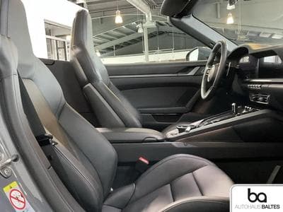 Porsche 911 (2025) - Foto 7