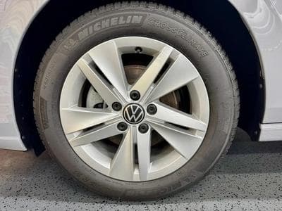 VW Golf (2025) - Foto 3